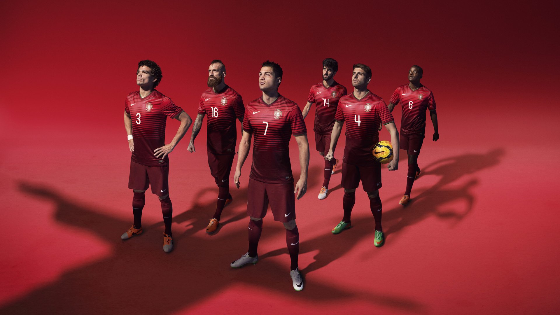 C罗透露退役计划,称更多时间陪伴家人是未来目标,c罗退役年龄